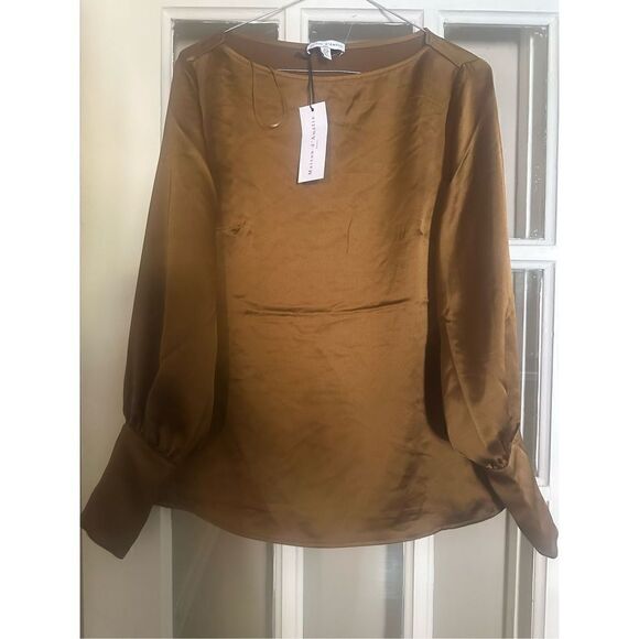 Maison d' Amelie Women's satin silk Blouse Size:S Gold long sleeve - Picture 1 of 5